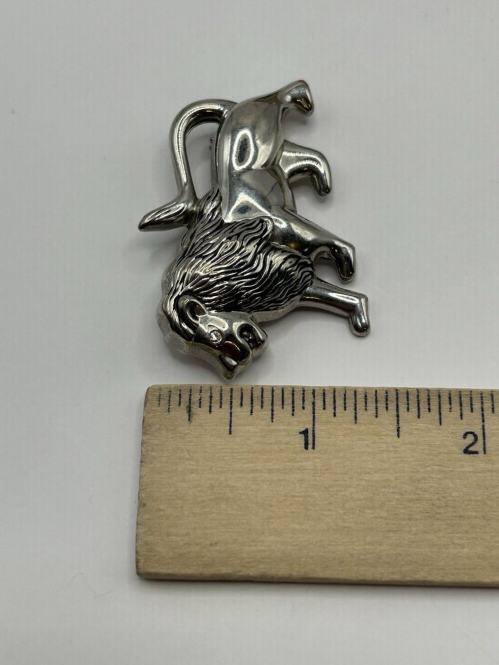 Vintage Silver Tone Lion Brooch Pin Bold Statement Animal Jewelry Figurative - Picture 8 of 10